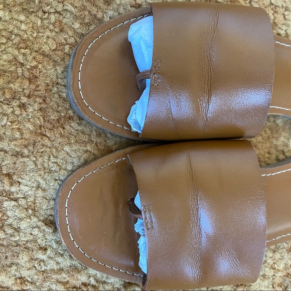 m a d e w e l l • leather slide - Picture 8 of 9